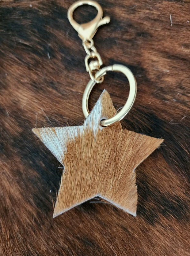 COWHIDE | Small Cattle Star Keychain